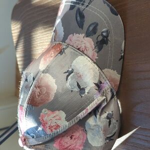 Floral print baseball cap